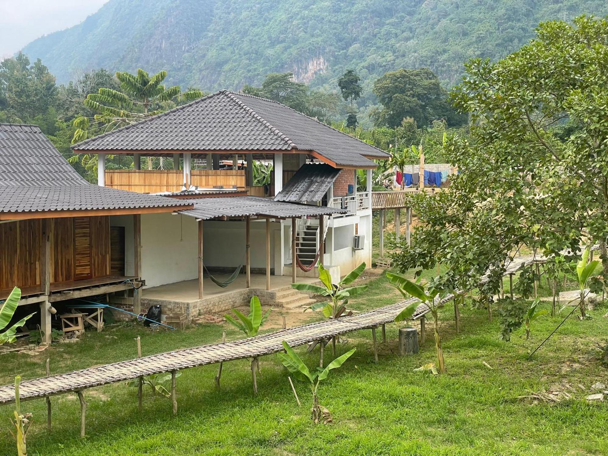 Eco Farm Stay And Hostel Nong Khiaw ภายนอก รูปภาพ